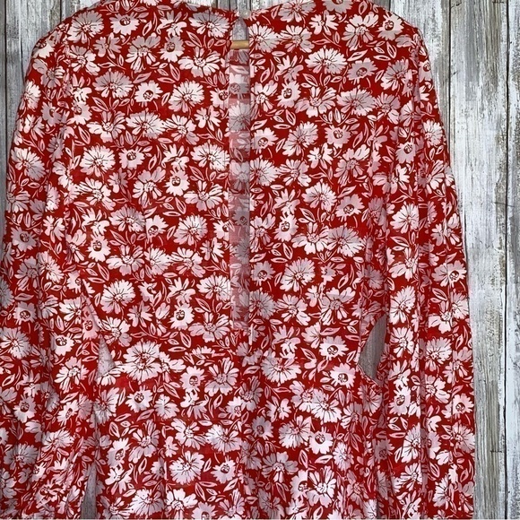 NWT Topshop Red Daisy Side Cutout Tea Length Dress Fairy Glam Cottagecore - Picture 6 of 10